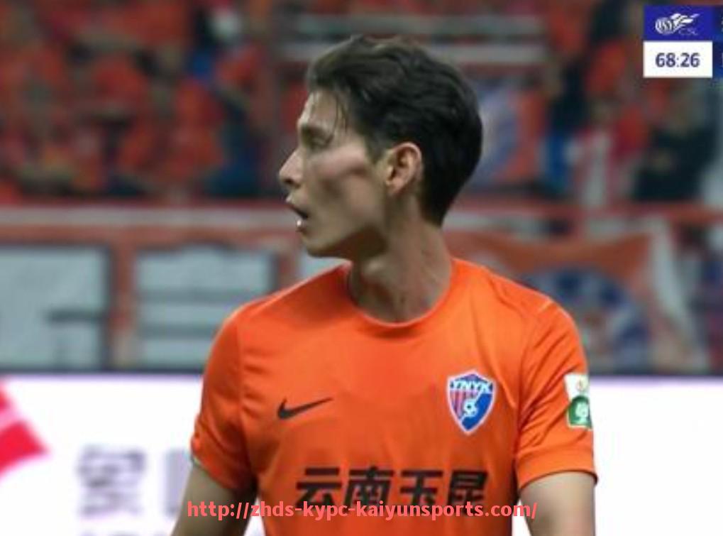 ky开云体育-篮球比赛中防守轮转与协防配合的训练重点及实战应用